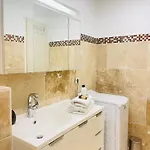 Beau 2 Pièces Emplacement N 1 Proche De La * Fréjus