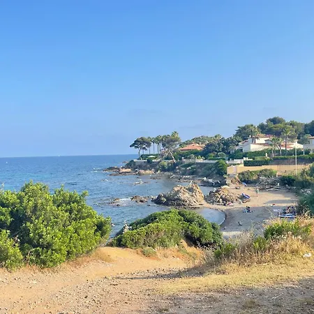Beau 2 Pièces Emplacement N 1 Proche De La Fréjus