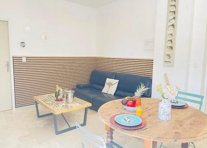 Appartement Beau 2 Pièces Emplacement N 1 Proche De La *